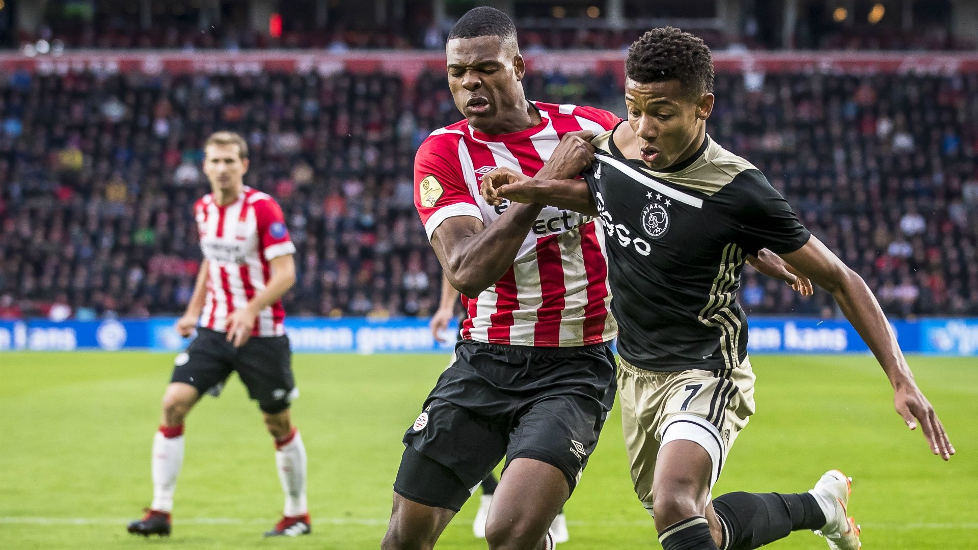 Denzel Dumfries David Neres PSV - Ajax Eredivisie 09232018
