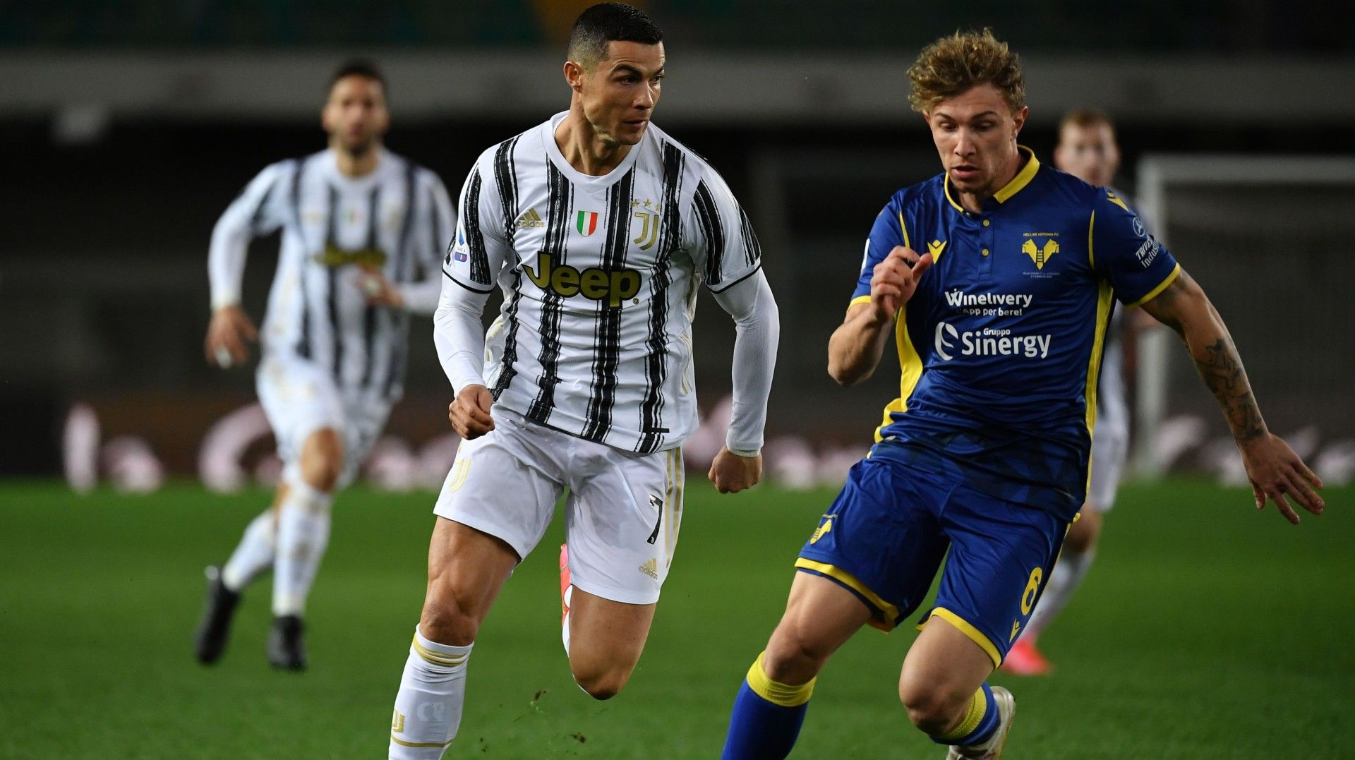 Matteo Lovato Cristiano Ronaldo Verona Juventus