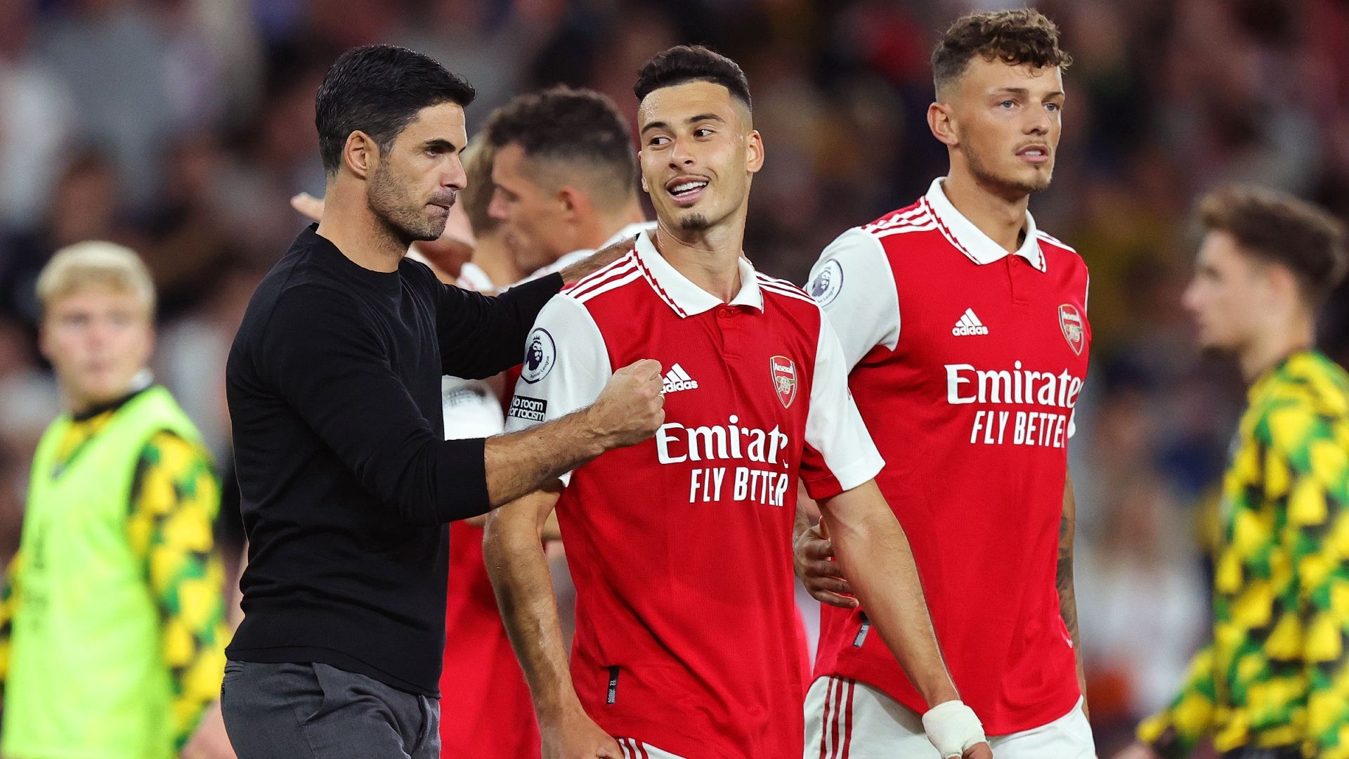 Mikel Arteta Gabriel Martinelli Arsenal 2022-23