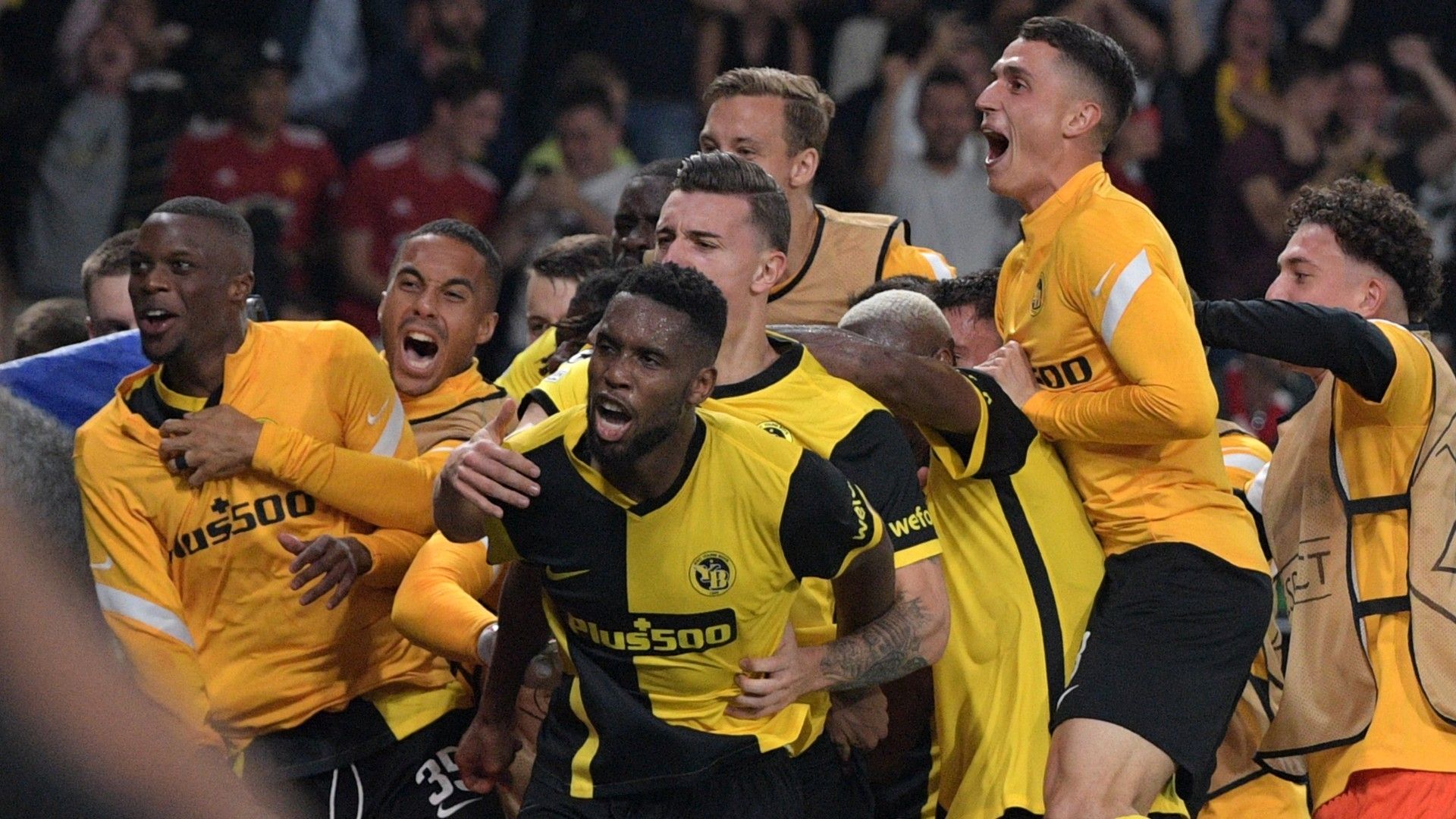 Young Boys celebrate 2021-22