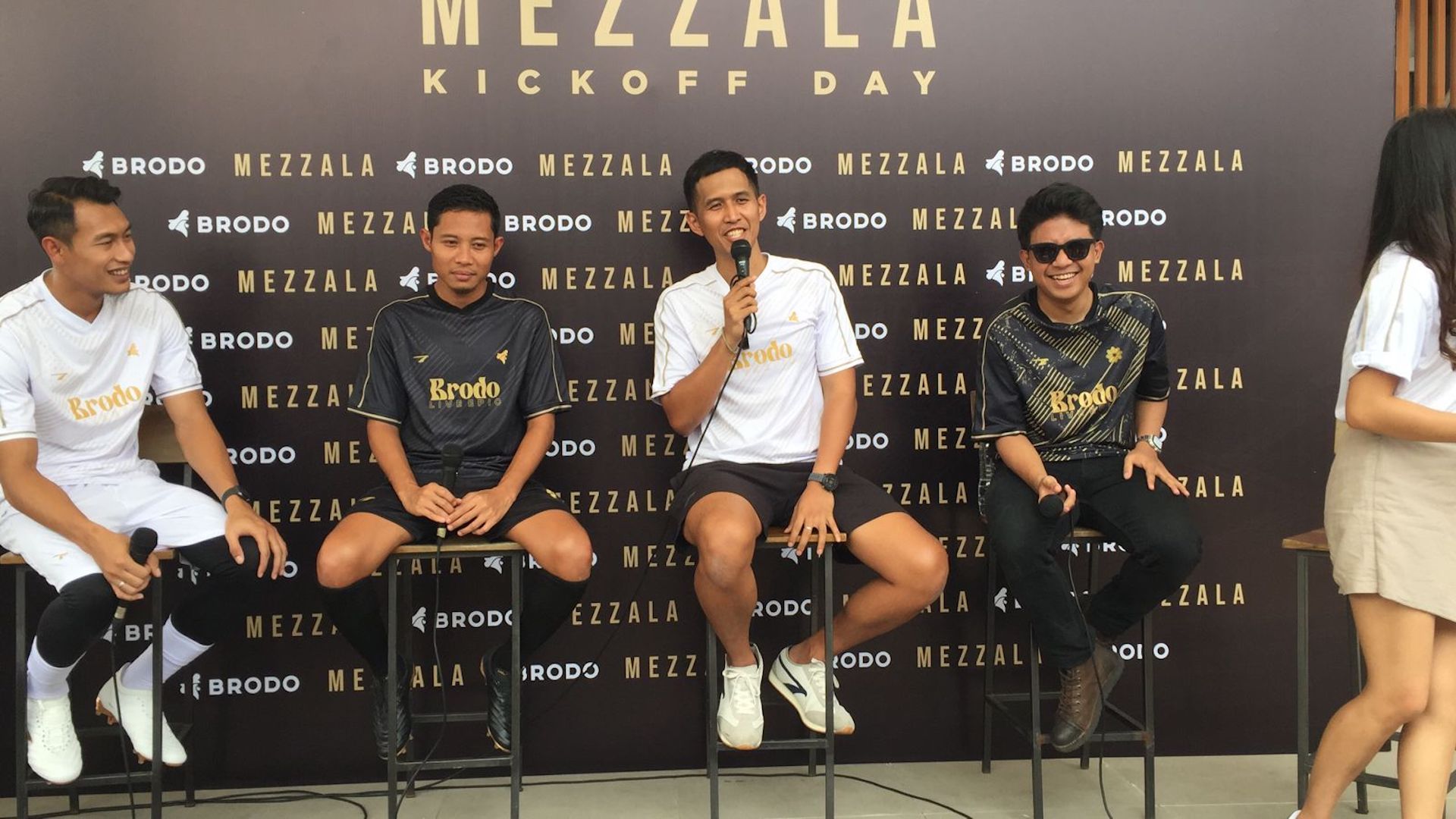 Hansamu Yama - Evan Dimas - Mezalla
