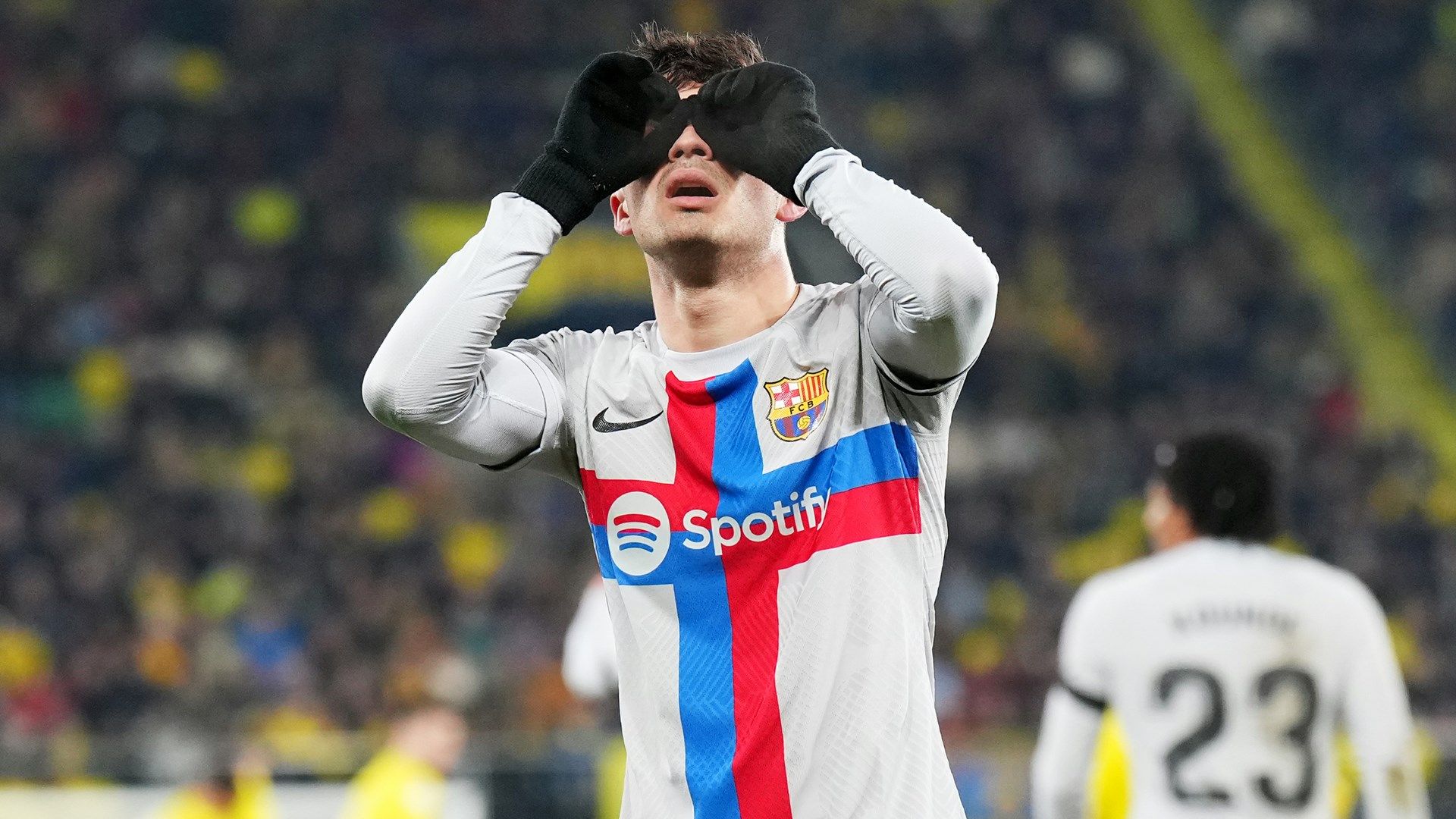 Pedri-Barcelona-Villarreal-2022-23