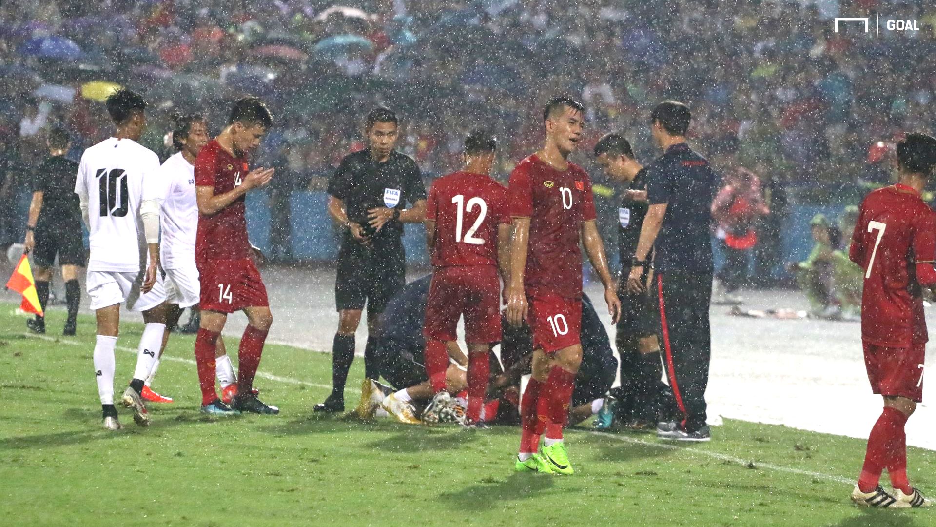 Nguyen Tien Linh Nguyen Hoang Duc U23 Vietnam vs U23 Myanmar