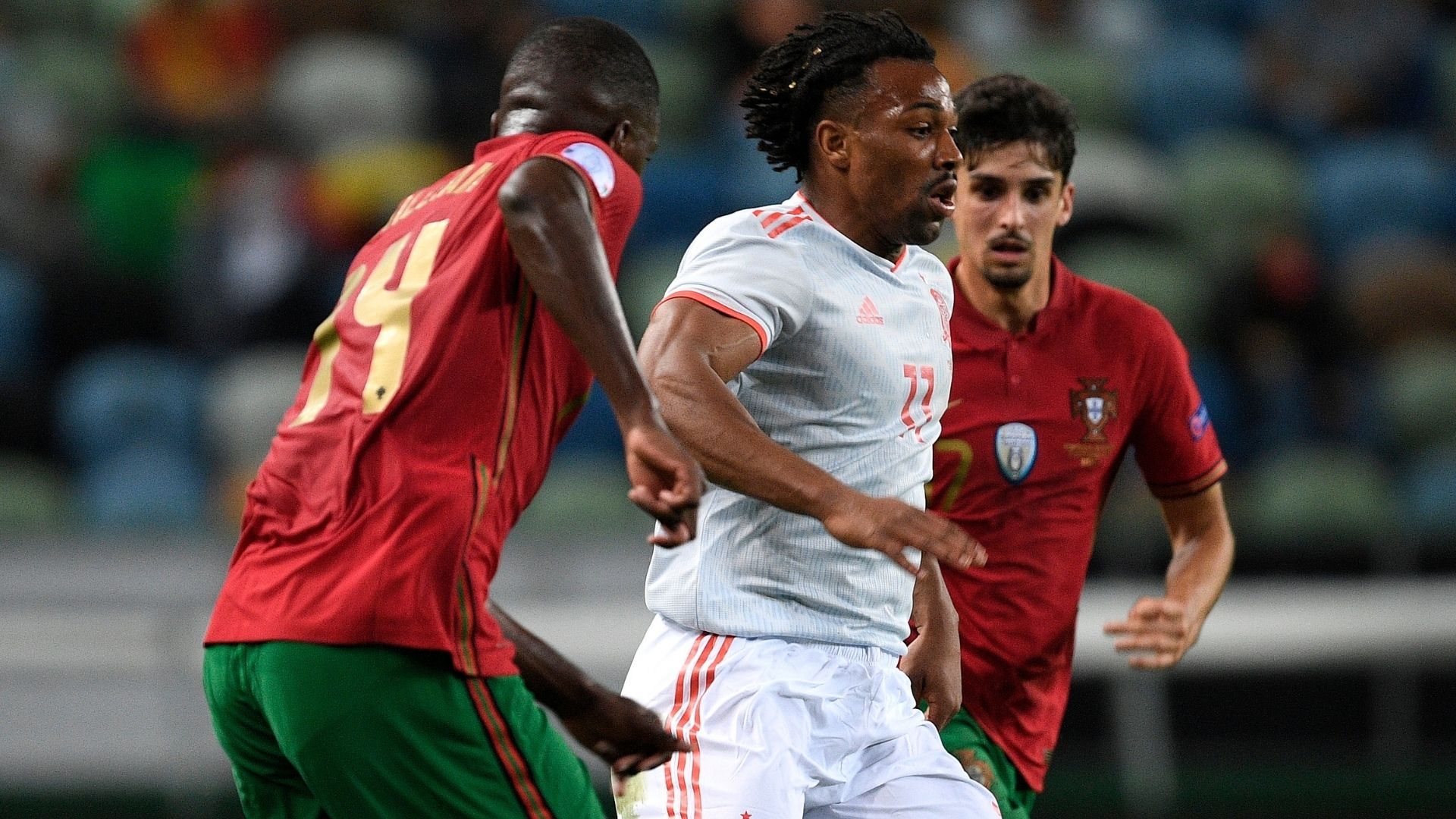 Adama Traore Portugal España 07102020