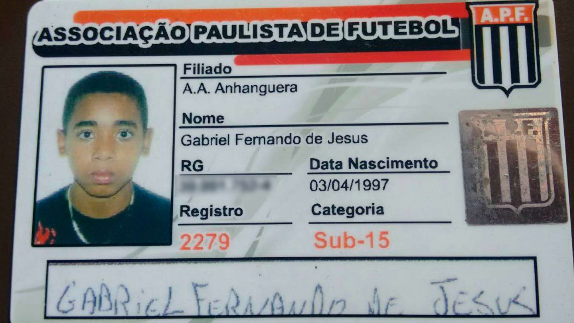 Carteirinha Gabriel Jesus nova