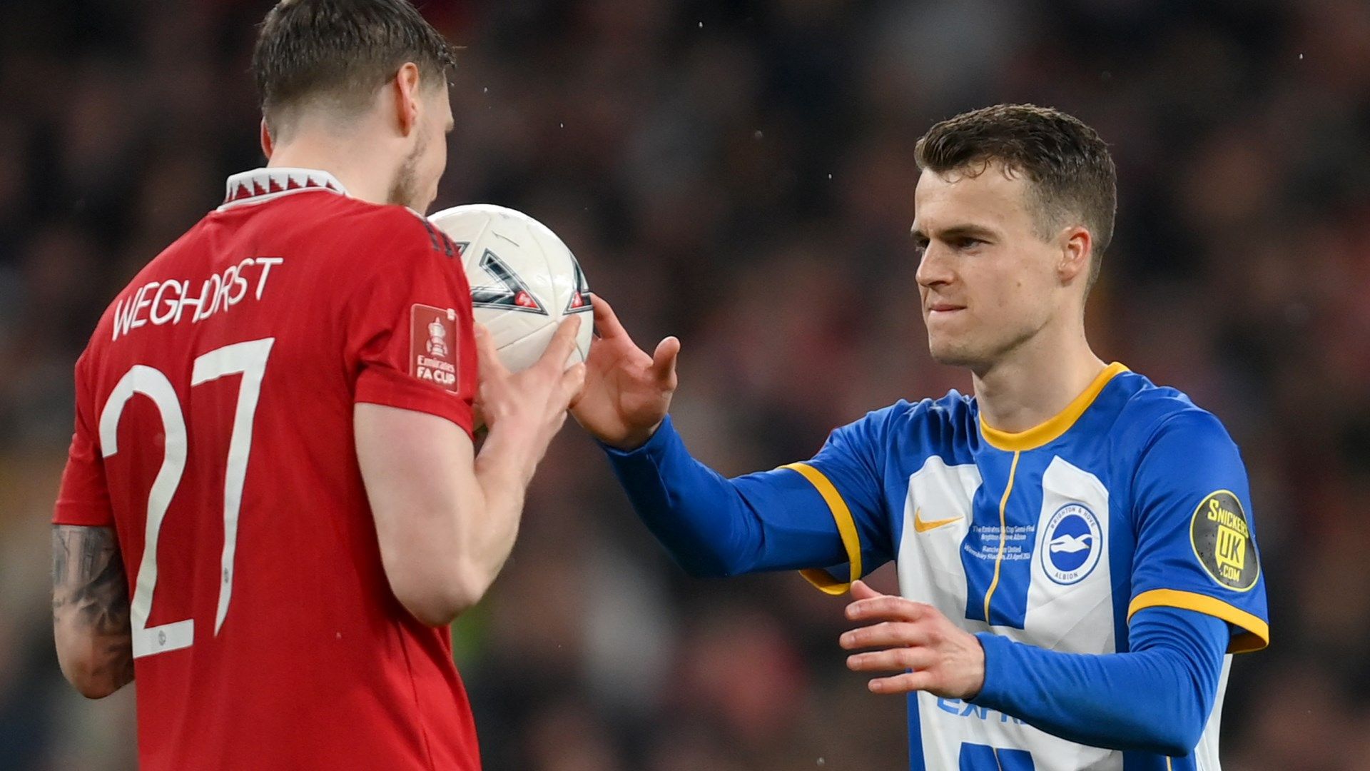 Wout Weghorst Brighton kiss