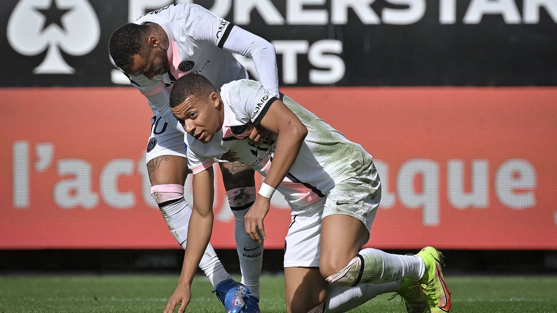 Kylian Mbappe Neymar PSG 2021