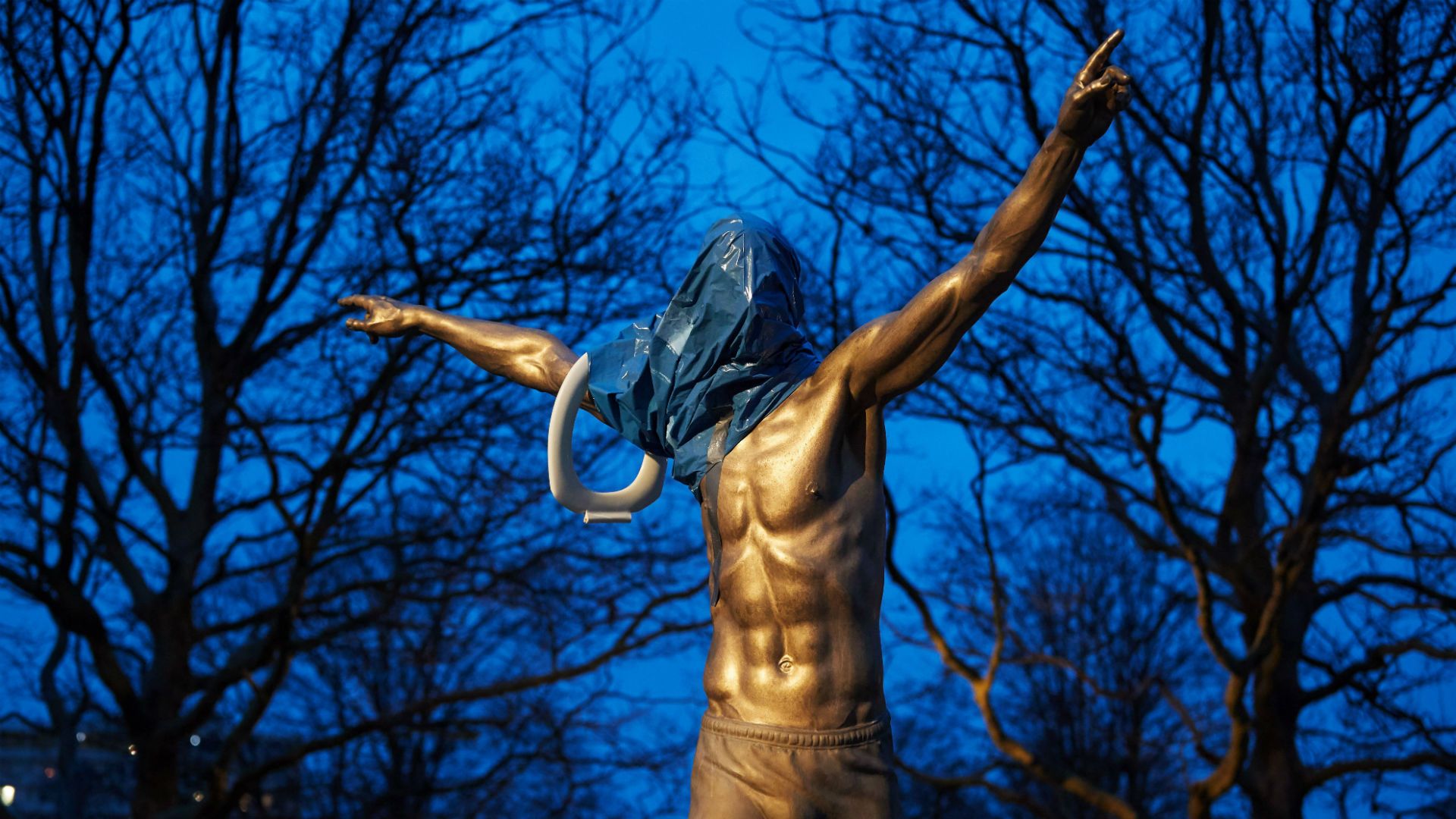 Zlatan Ibrahimovic statue Malmo