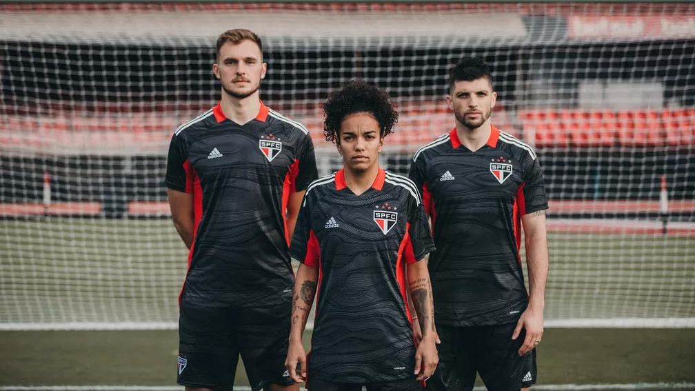 São Paulo lança camisa de goleiro