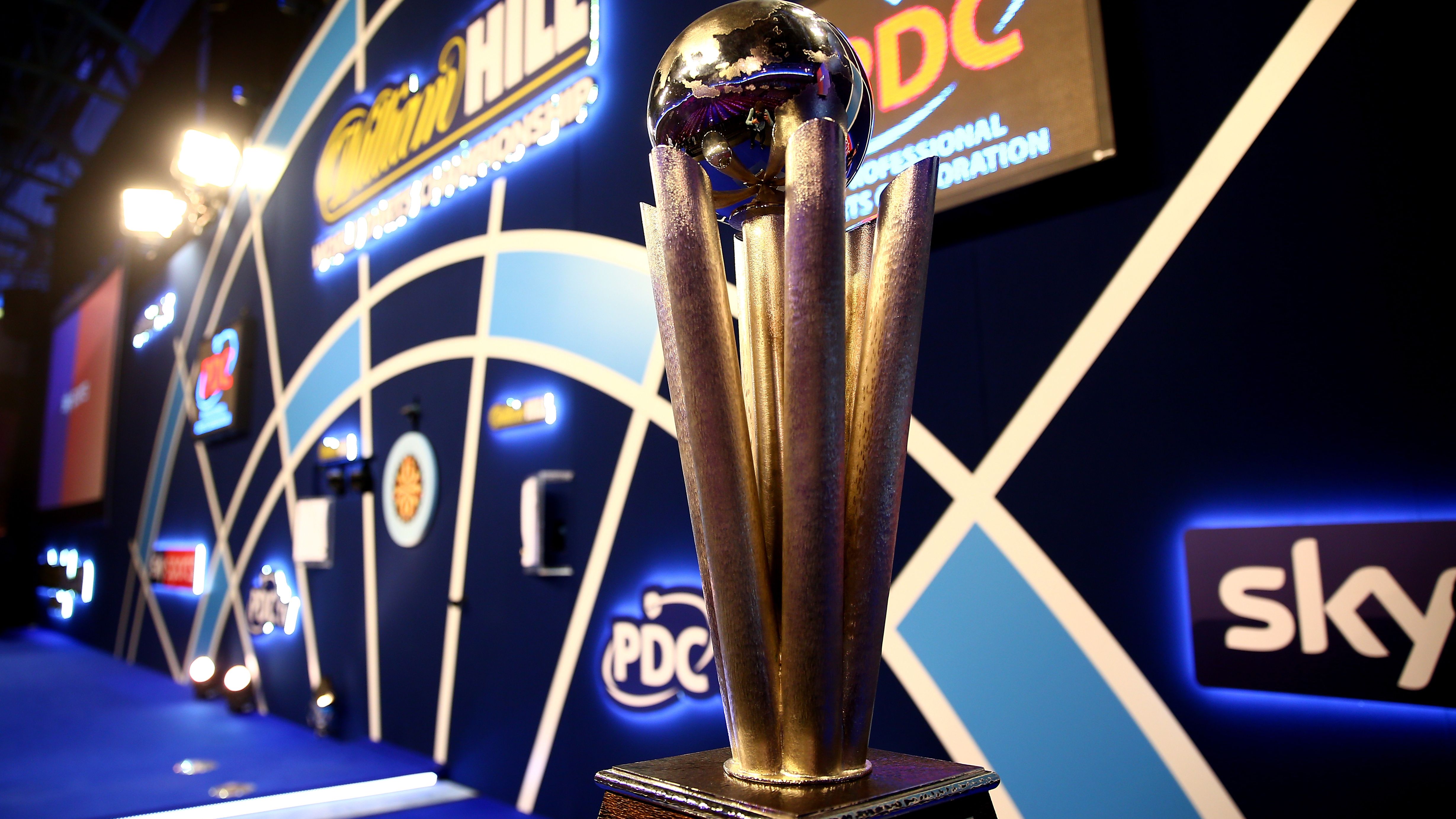 PDC Darts WM Trophäe