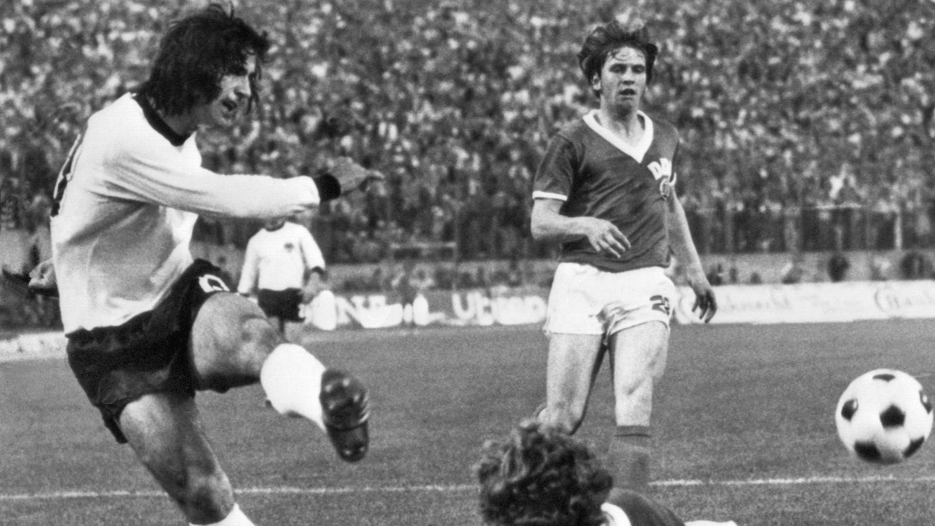 Gerd Müller Germany DDR 06221974
