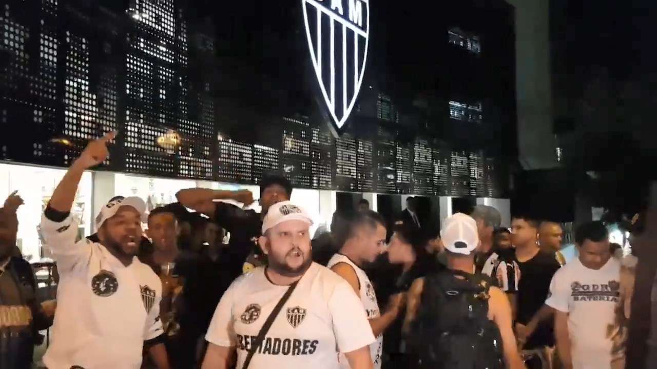 Protesto Atlético-MG 'velorio' 03102019