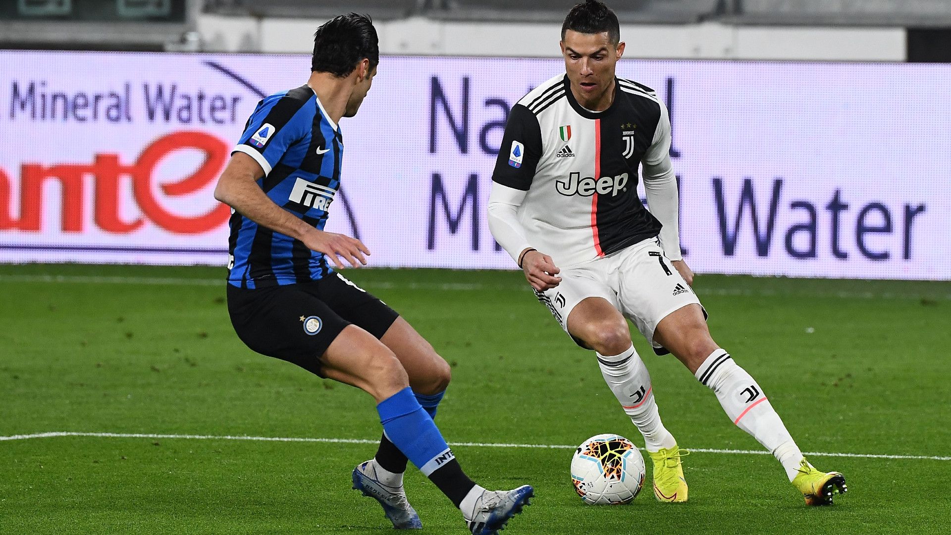 Cristiano Ronaldo Candreva Juventus Inter Serie A