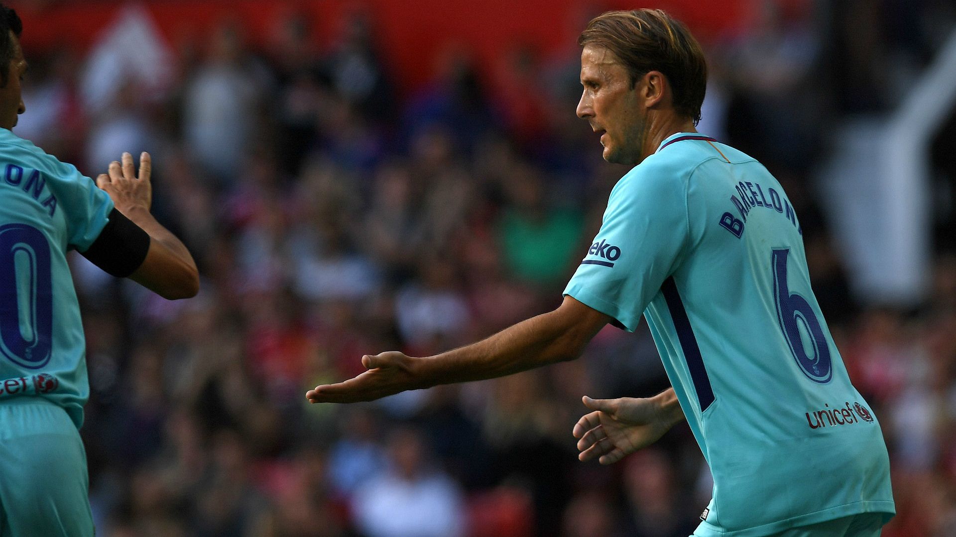 Gaizka Mendieta Barcelona Legends Match