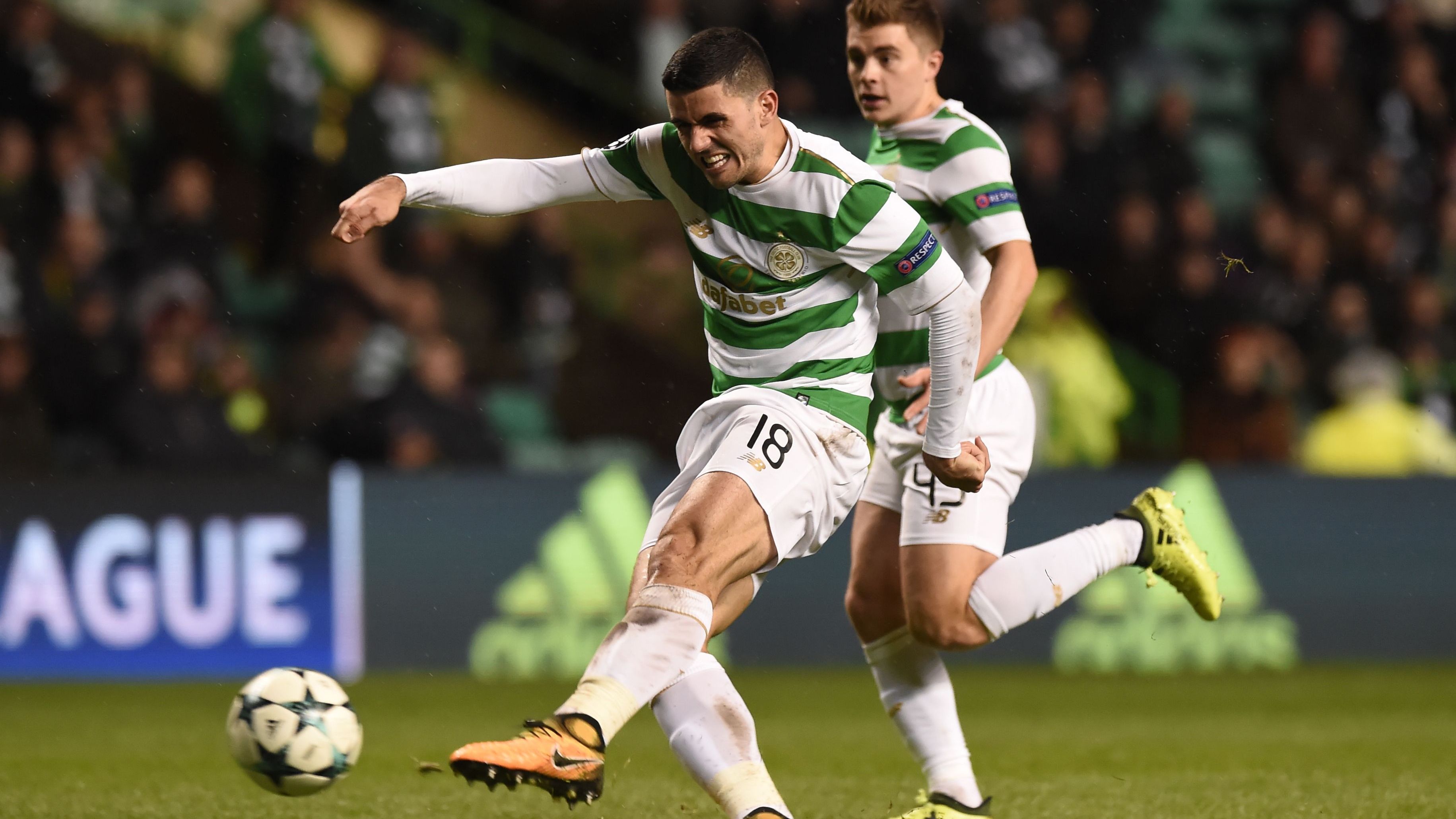 Tom Rogic Celtic PSG