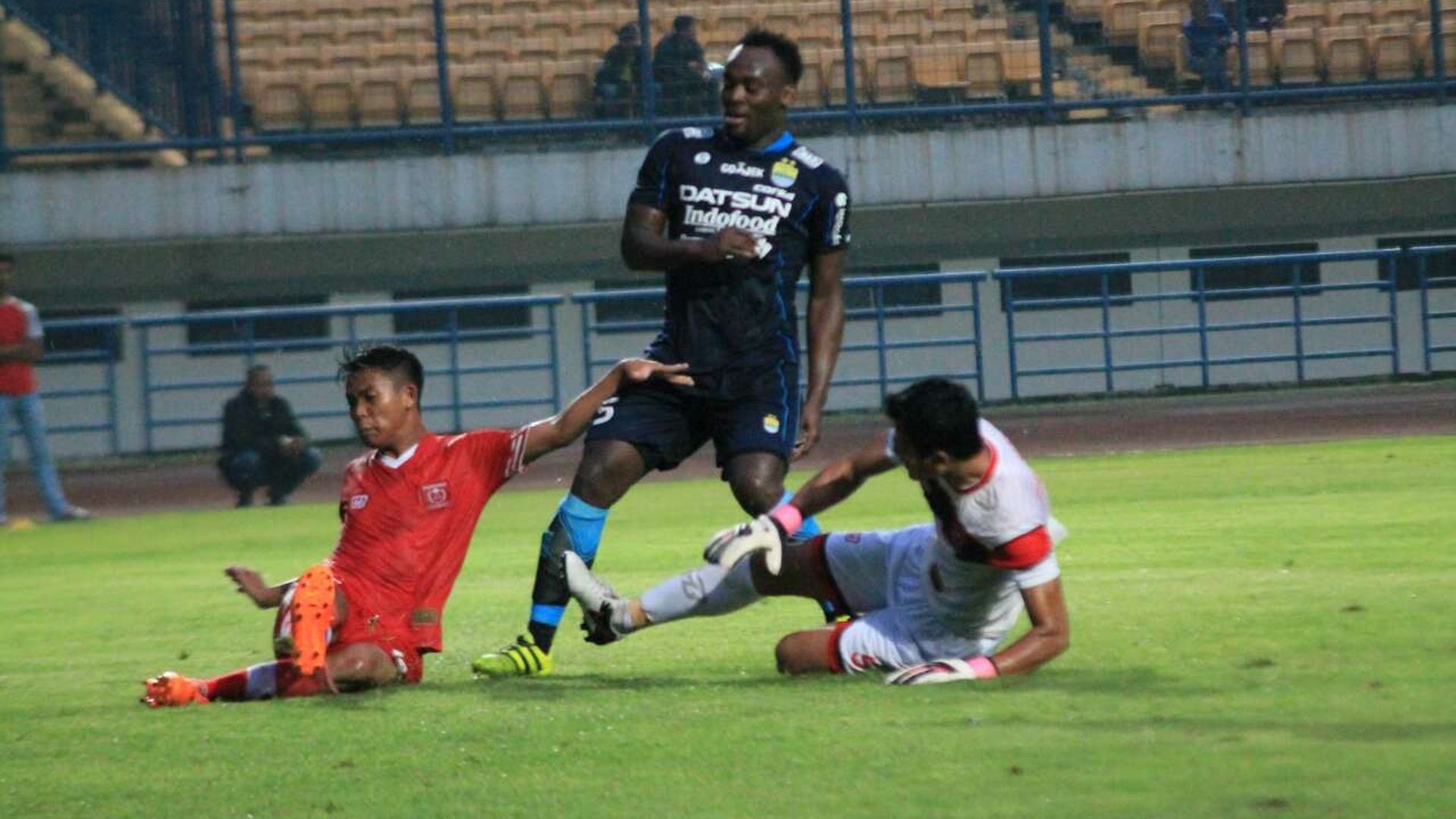 Michael Essien - Persib Bandung