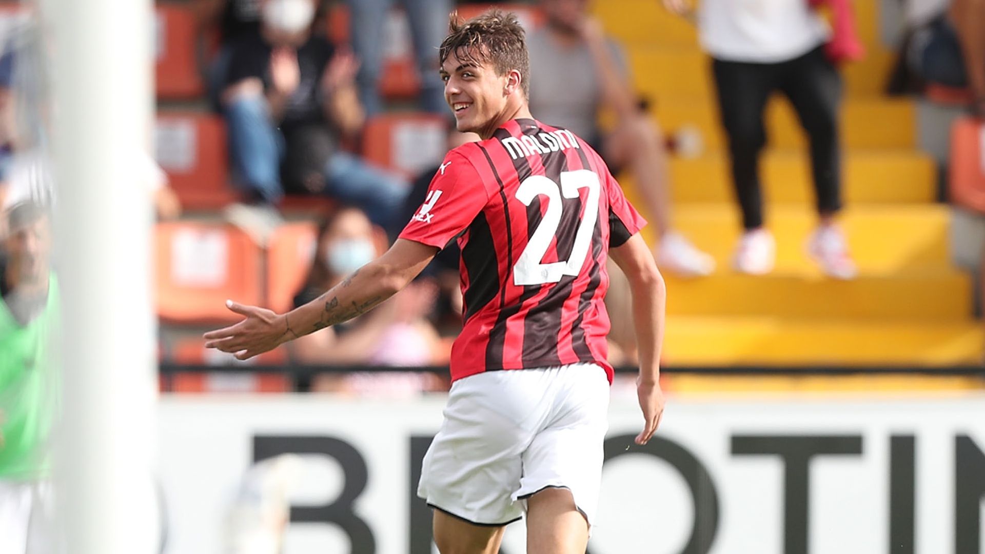 Daniel Maldini Spezia Milan Serie A celebrating
