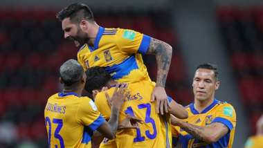 Tigres / André-Pierre Gignac, Jesús Dueñas