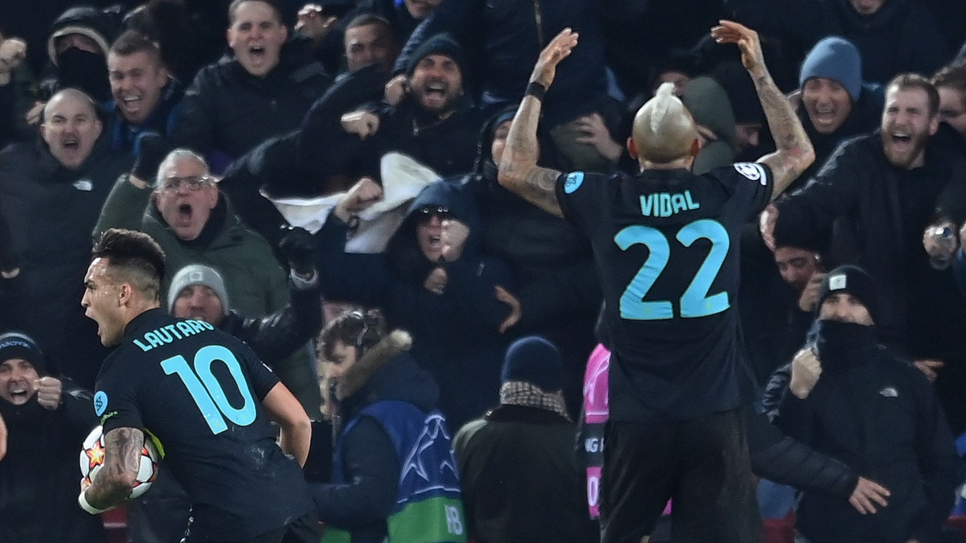 Lautaro Martínez - Arturo Vidal Inter