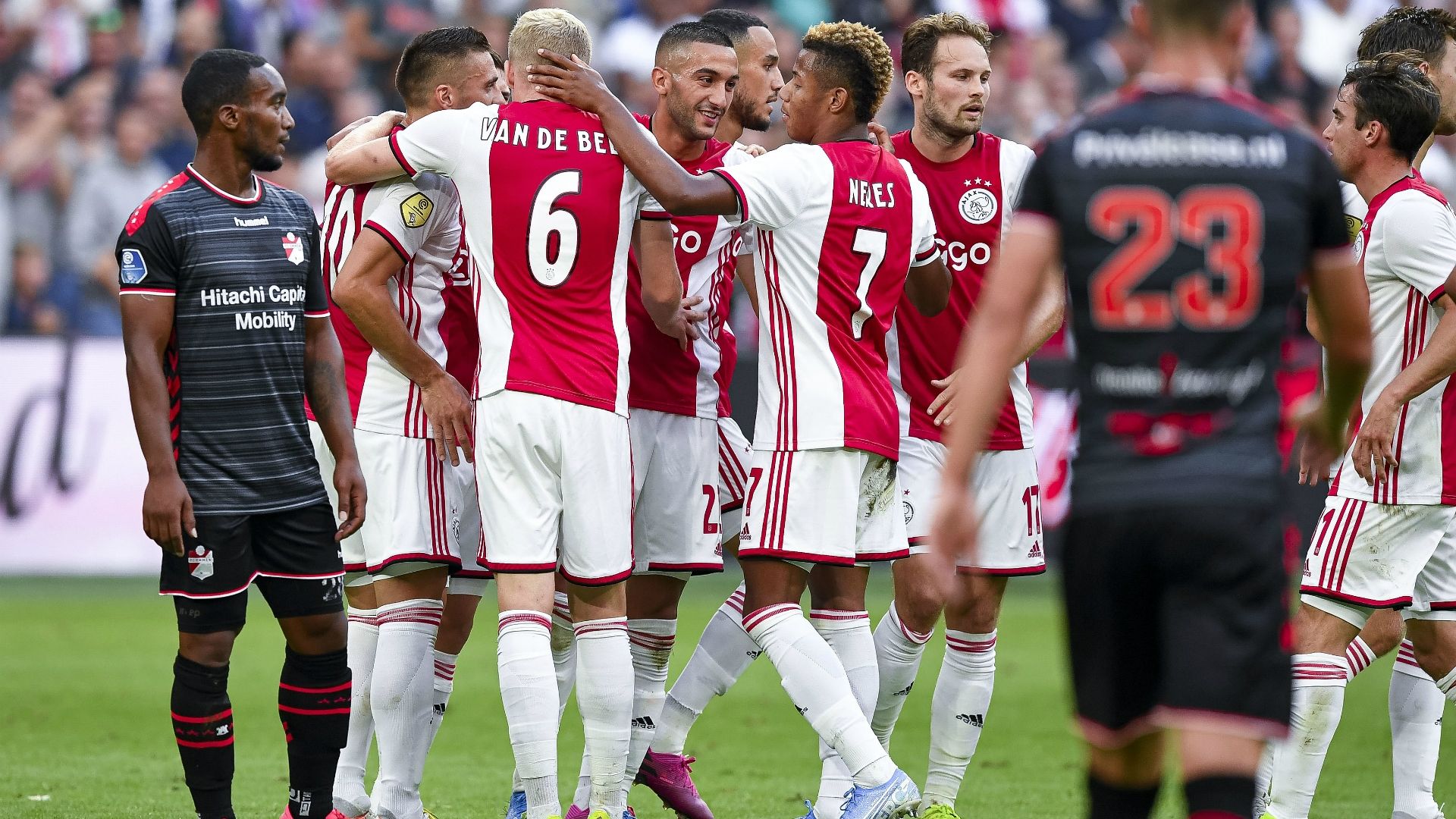 Ajax - FC Emmen 08102019