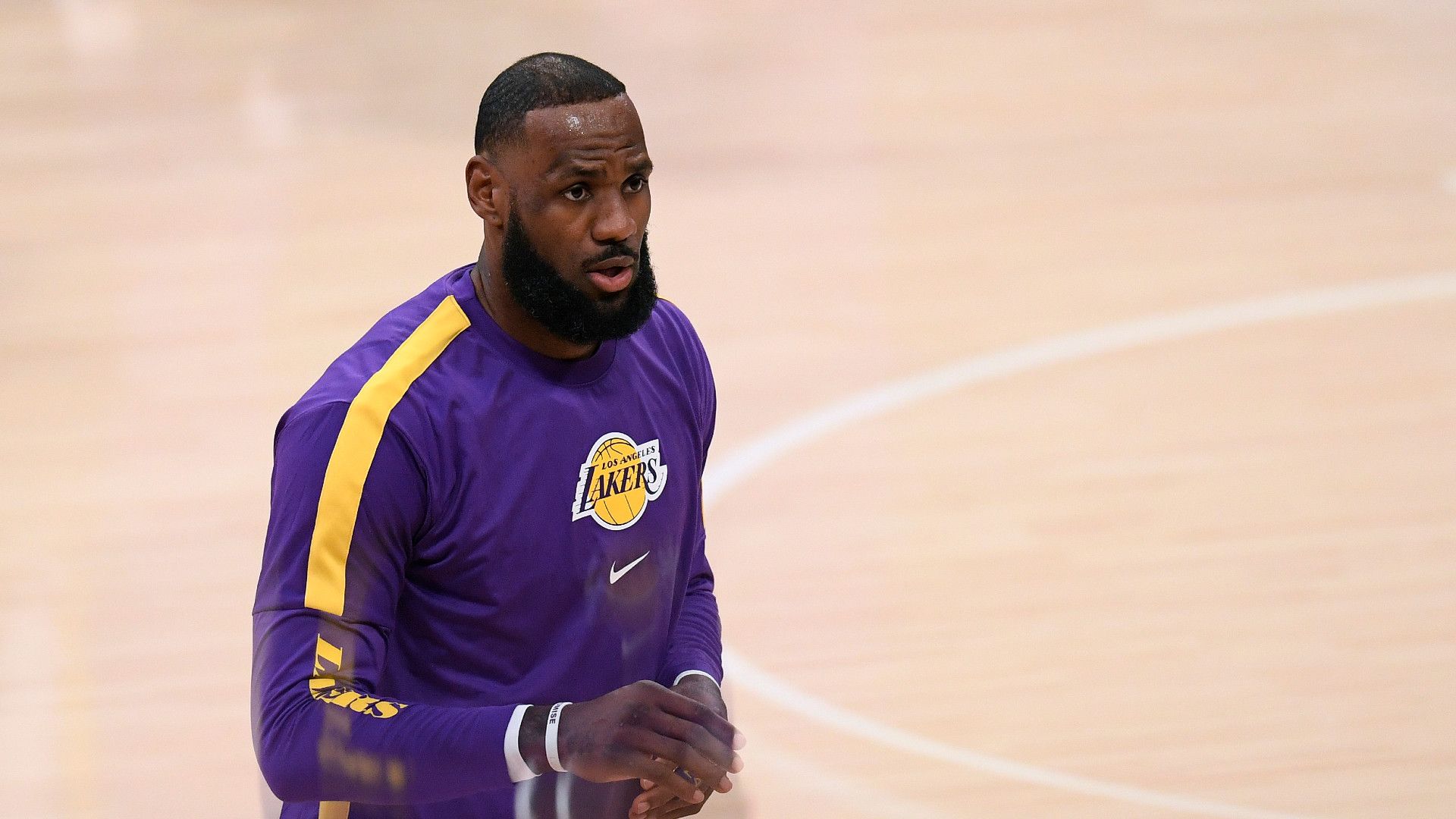 NBA LeBron James 06032021