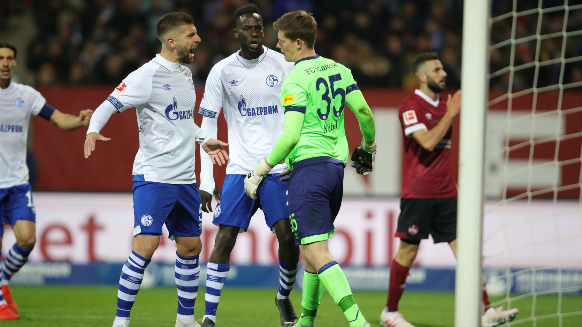 Alexander Nübel Matija Nastasic Nürnberg Schalke 12042019