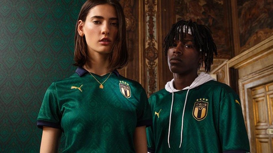 Italy Third Kit