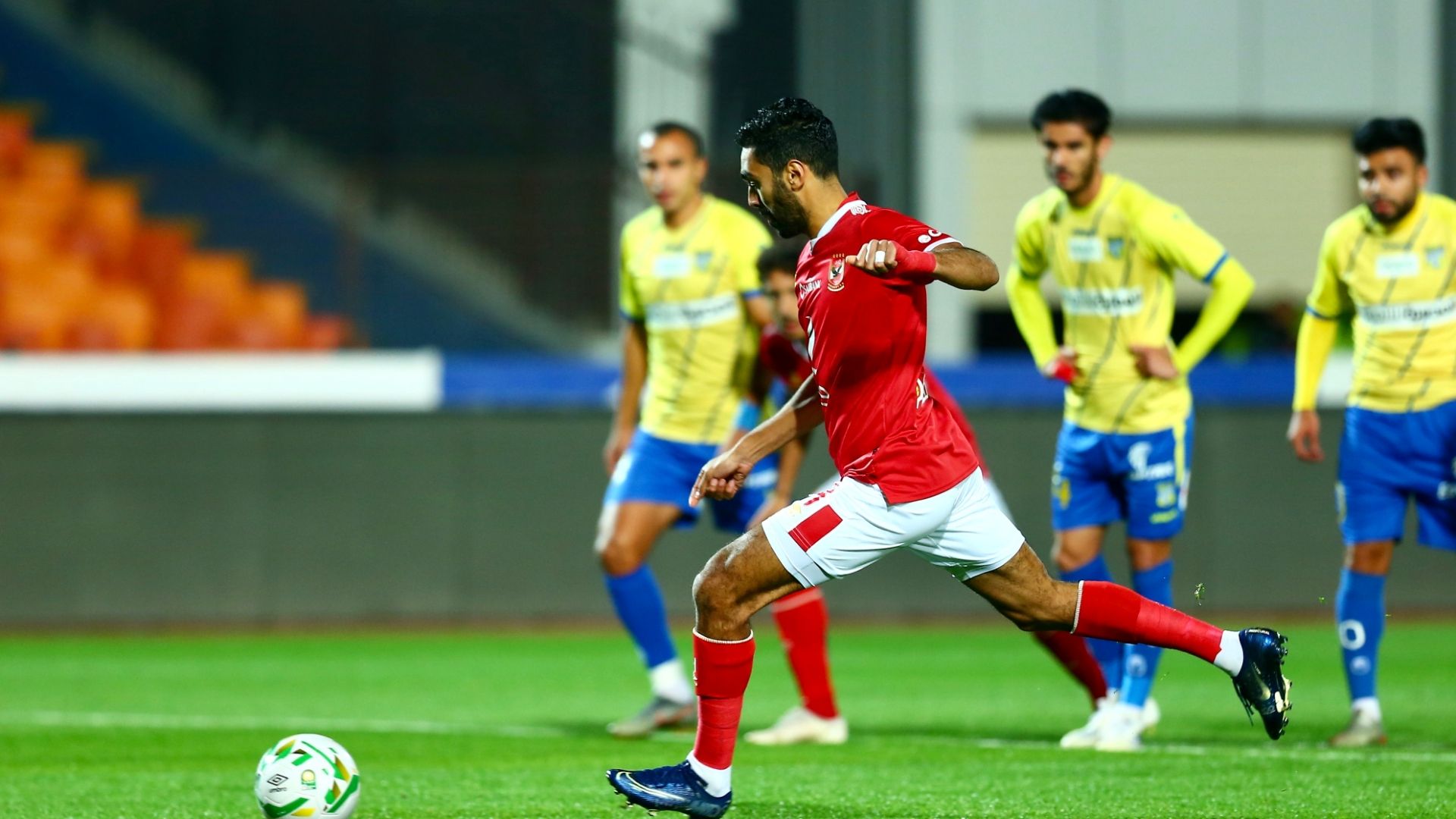 الأهلي - طنطا - حسين الشحات