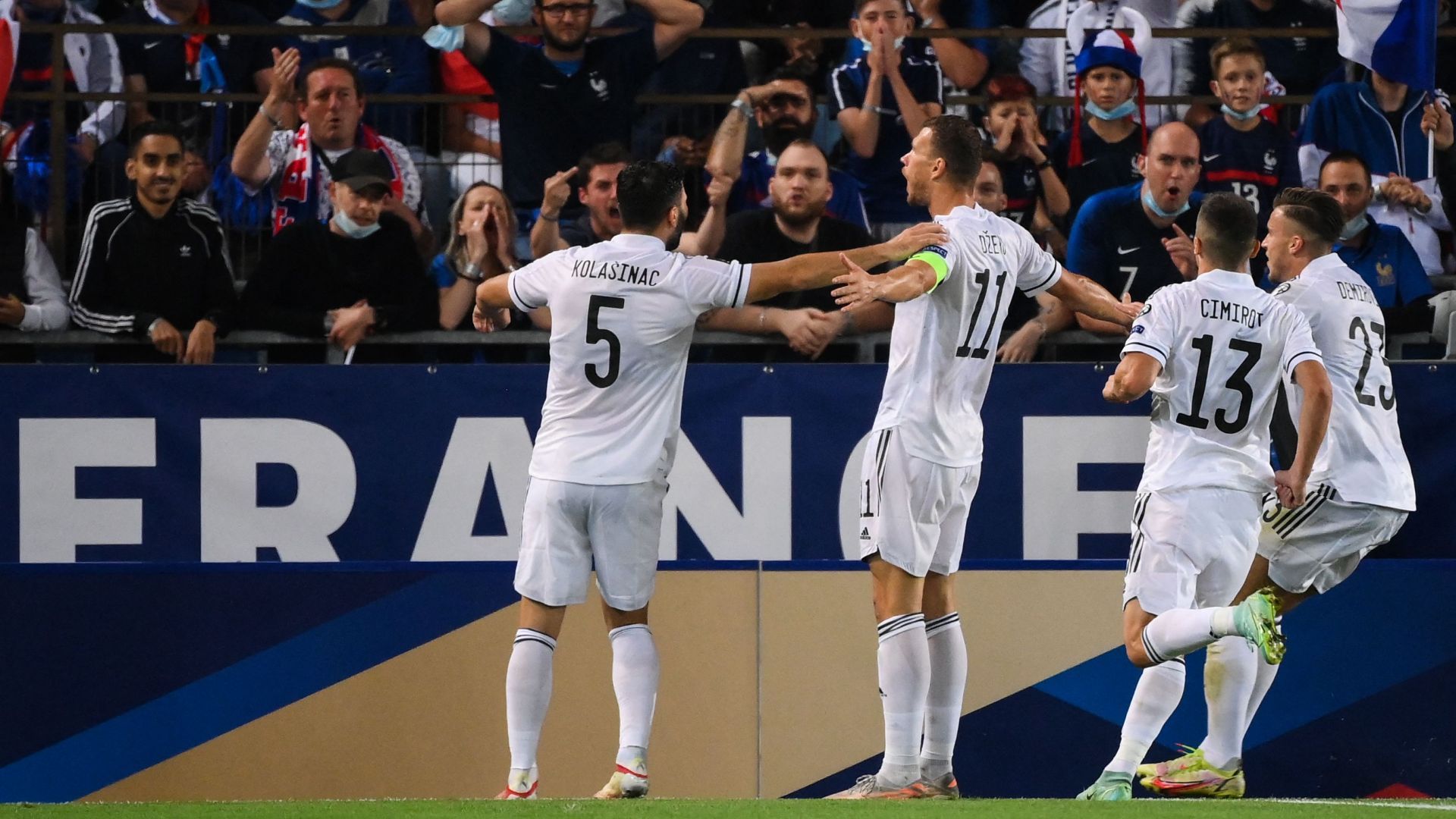 Dzeko Bosnia 2021 2022