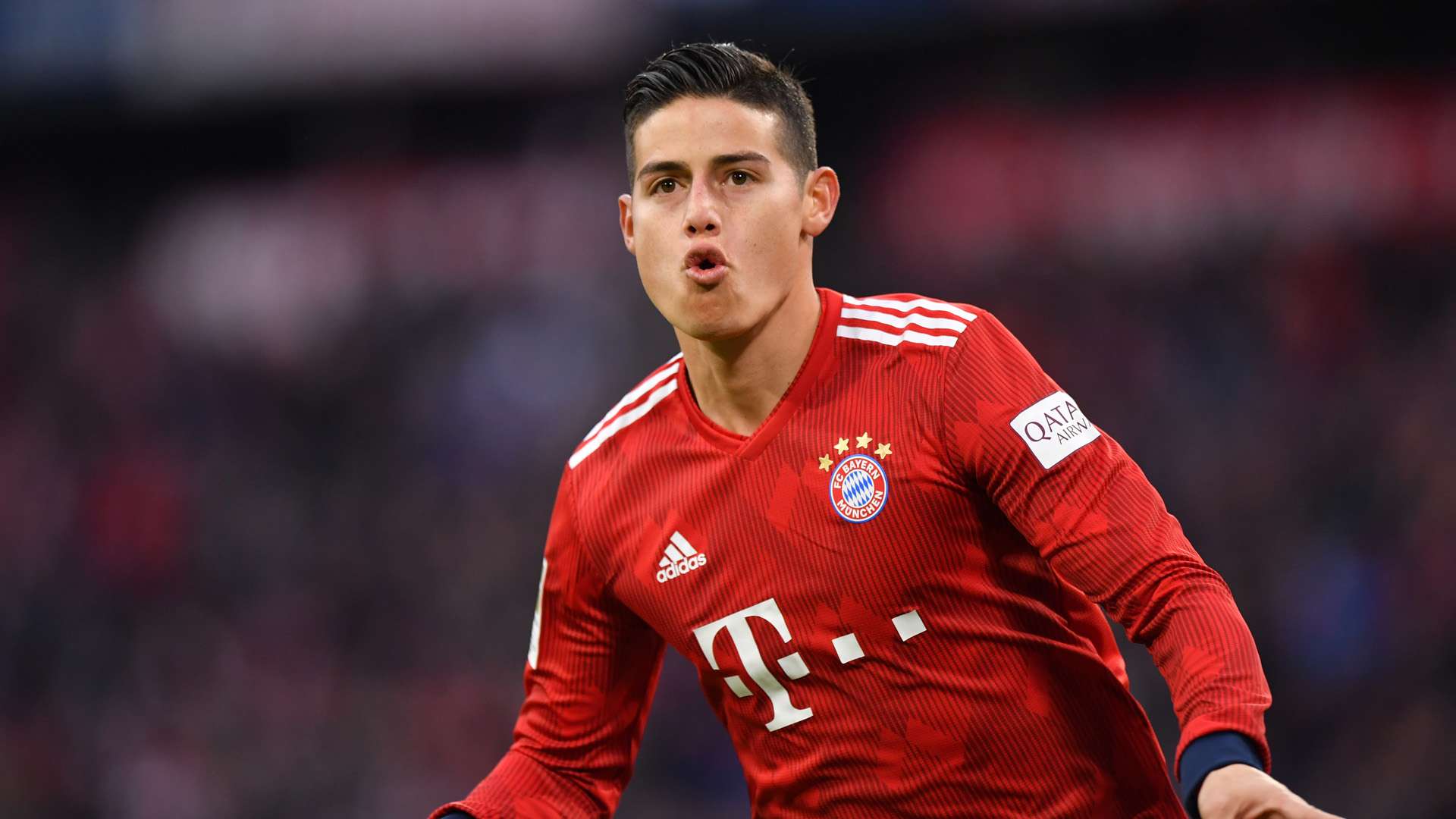 James Rodriguez Bayern Wolfsburg 2019