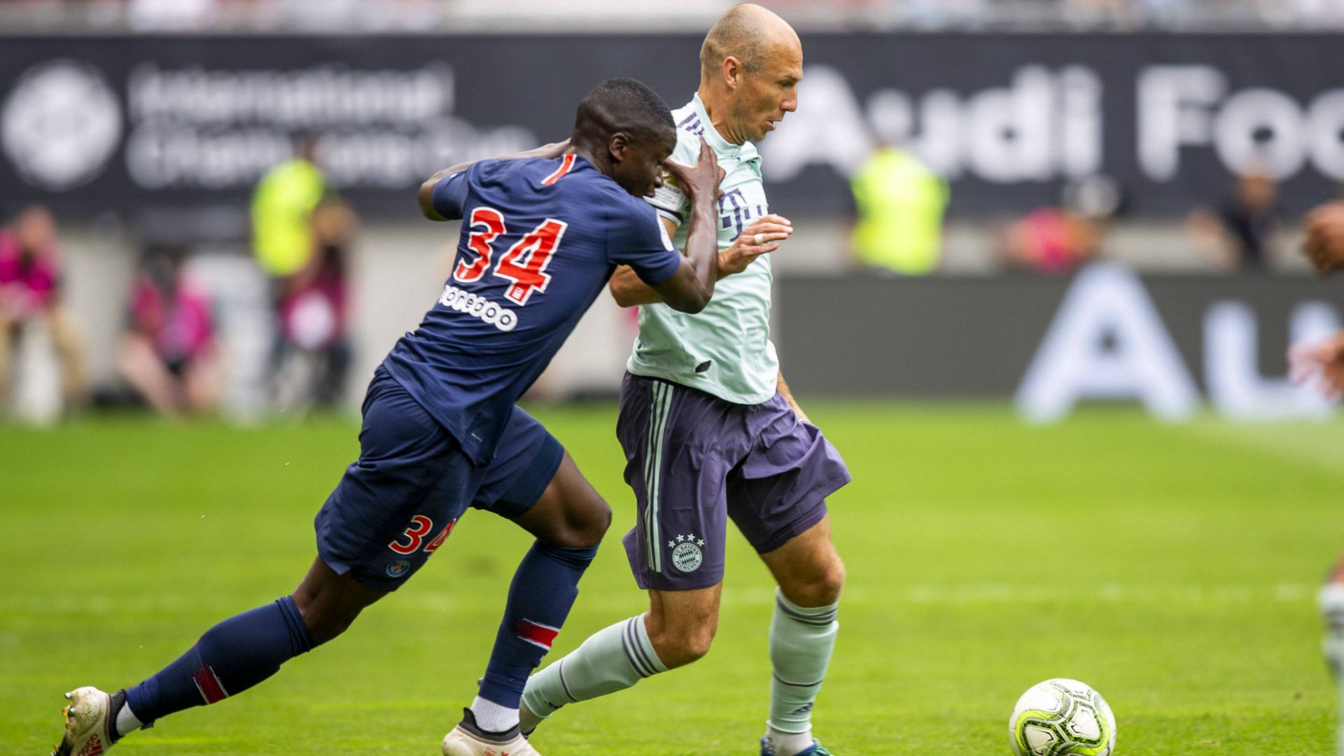 ONLY GERMANY Arjen Robben Stanley Nsoki Bayern Munchen PSG ICC 21072018