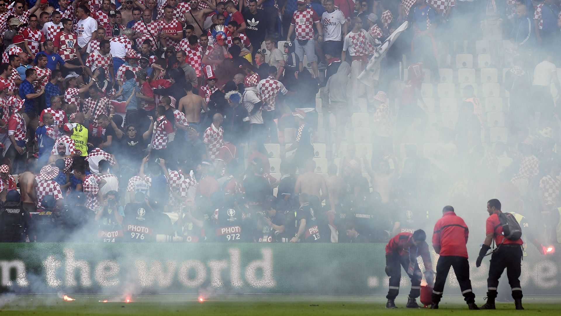 Croatia Crowd Trouble Euro 2016 Group D Czech Republic