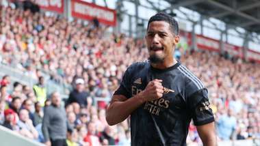 2022-23-Saliba-Arsenal-Brentford