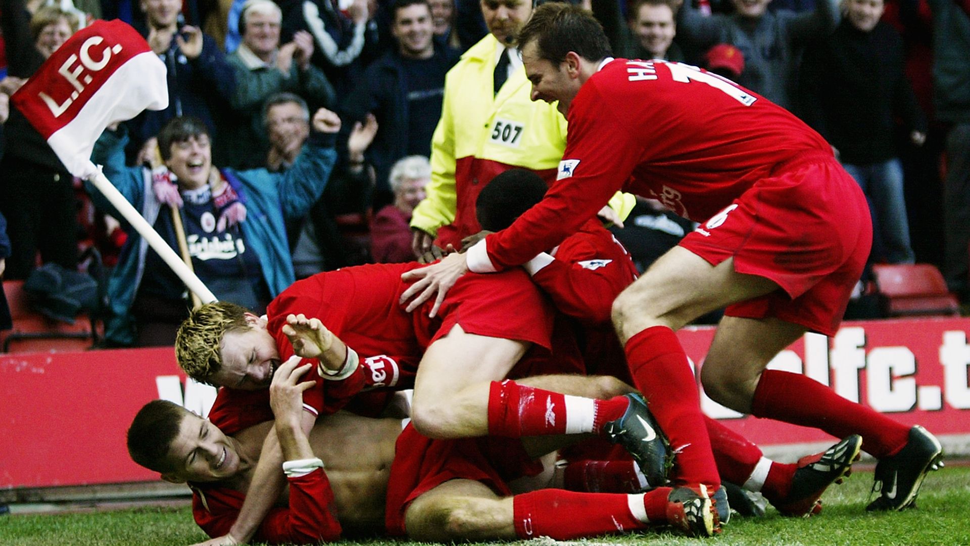 Steven Gerrard Liverpool Charlton 2002-03