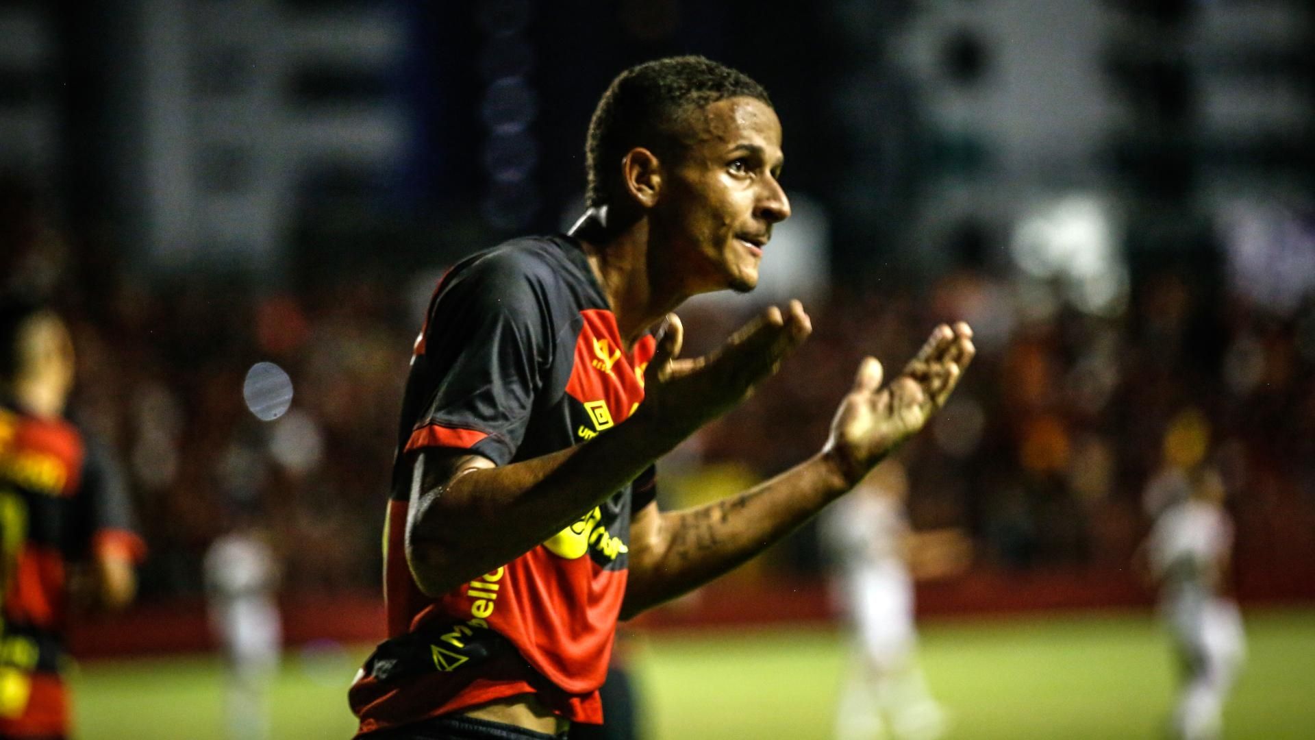 Luciano Juba comemora gol do Sport Recife pelo Campeonato Pernambucano 2023