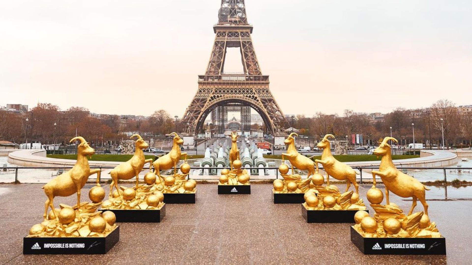 Adidas GOAT Messi Trocadéro Tour Eiffel