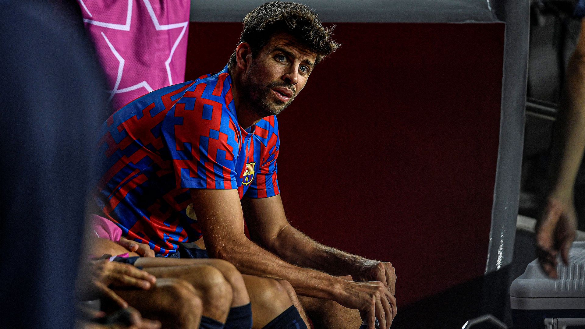 Gerard Pique bench 2022-23