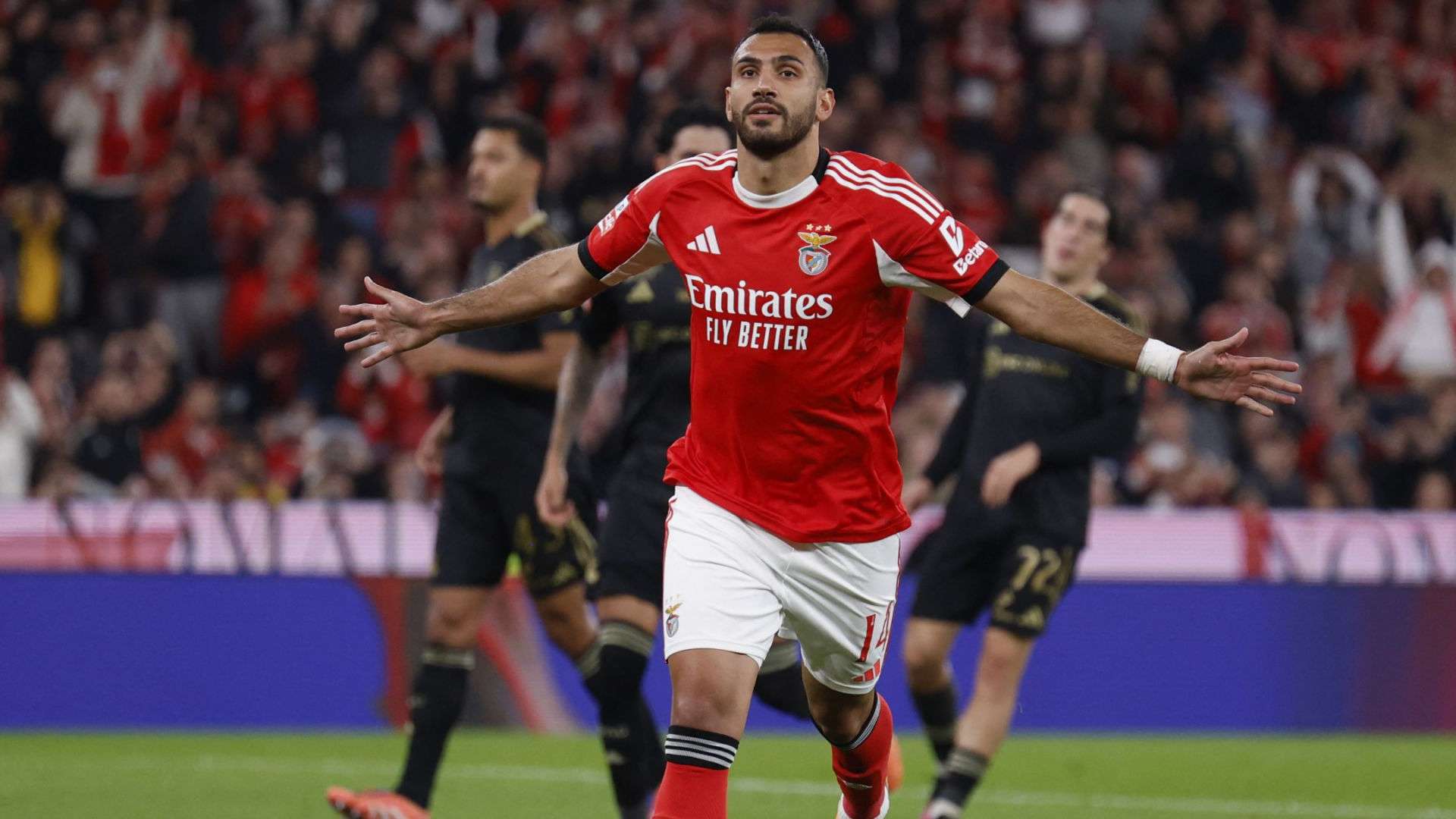 Vangelis Pavlidis Benfica DESKTOP