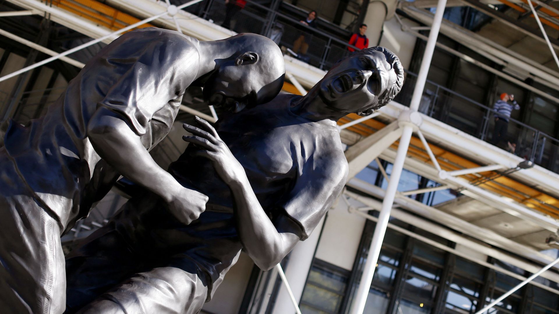 Zidane headbutt statue 