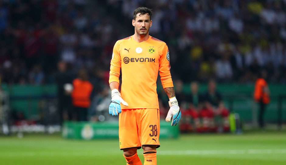 ONLY GERMANY Roman Bürki Dortmund BVB Pokal 2017
