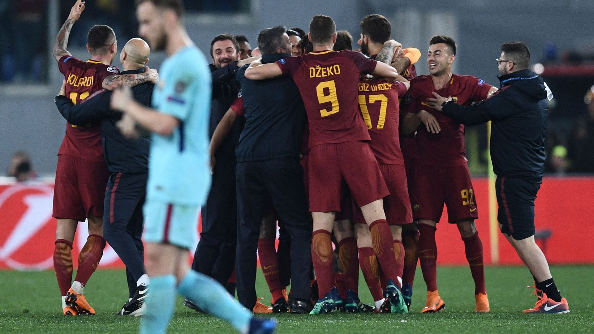 Roma celebrating Roma Barcellona Champions League