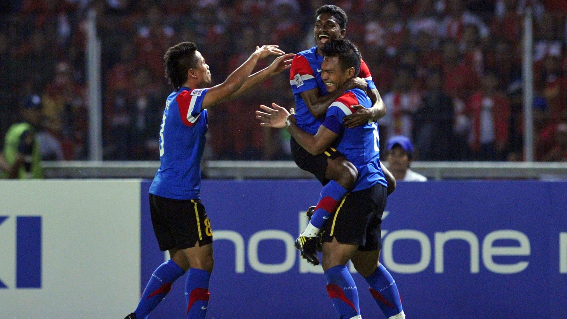 AFF 2010 Mochamad Safee, Kunanlam Subramaniam & Safiq - Malaysia
