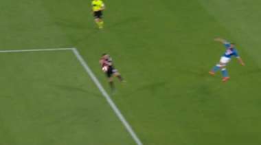 rigore mano cacciatore napoli cagliari