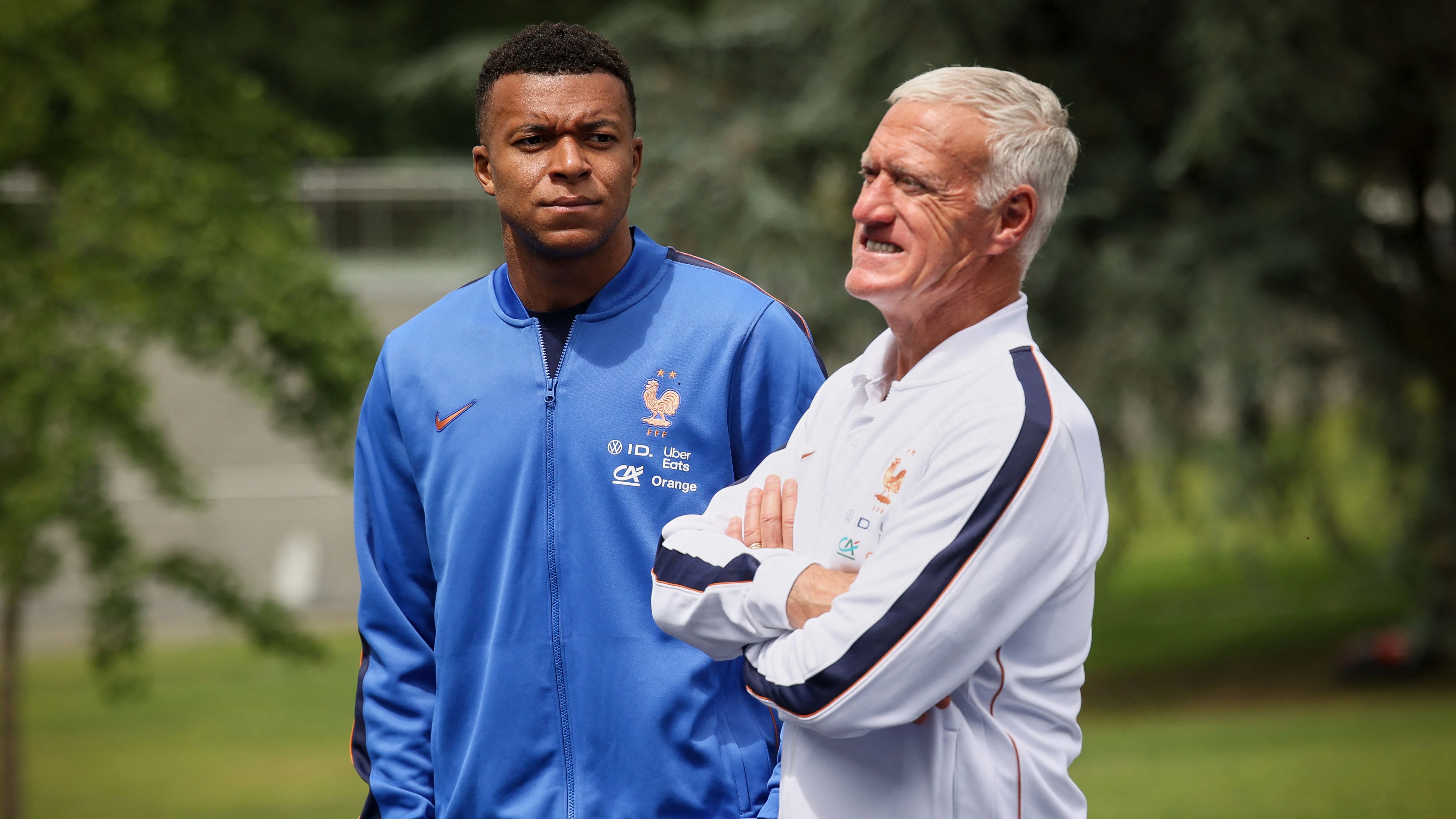 França Mbappé Deschamps