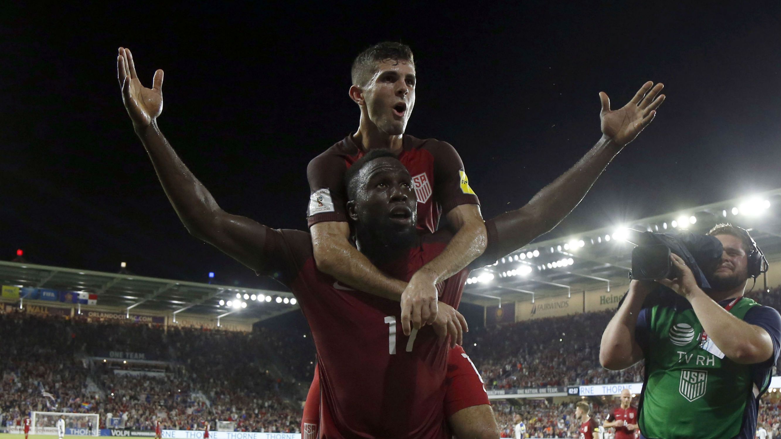Christian Pulisic Jozy Altidore USA