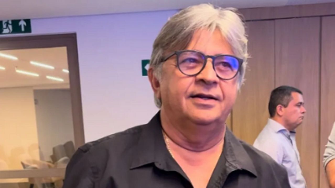 Aldeone Abrantes, presidente do Sousa