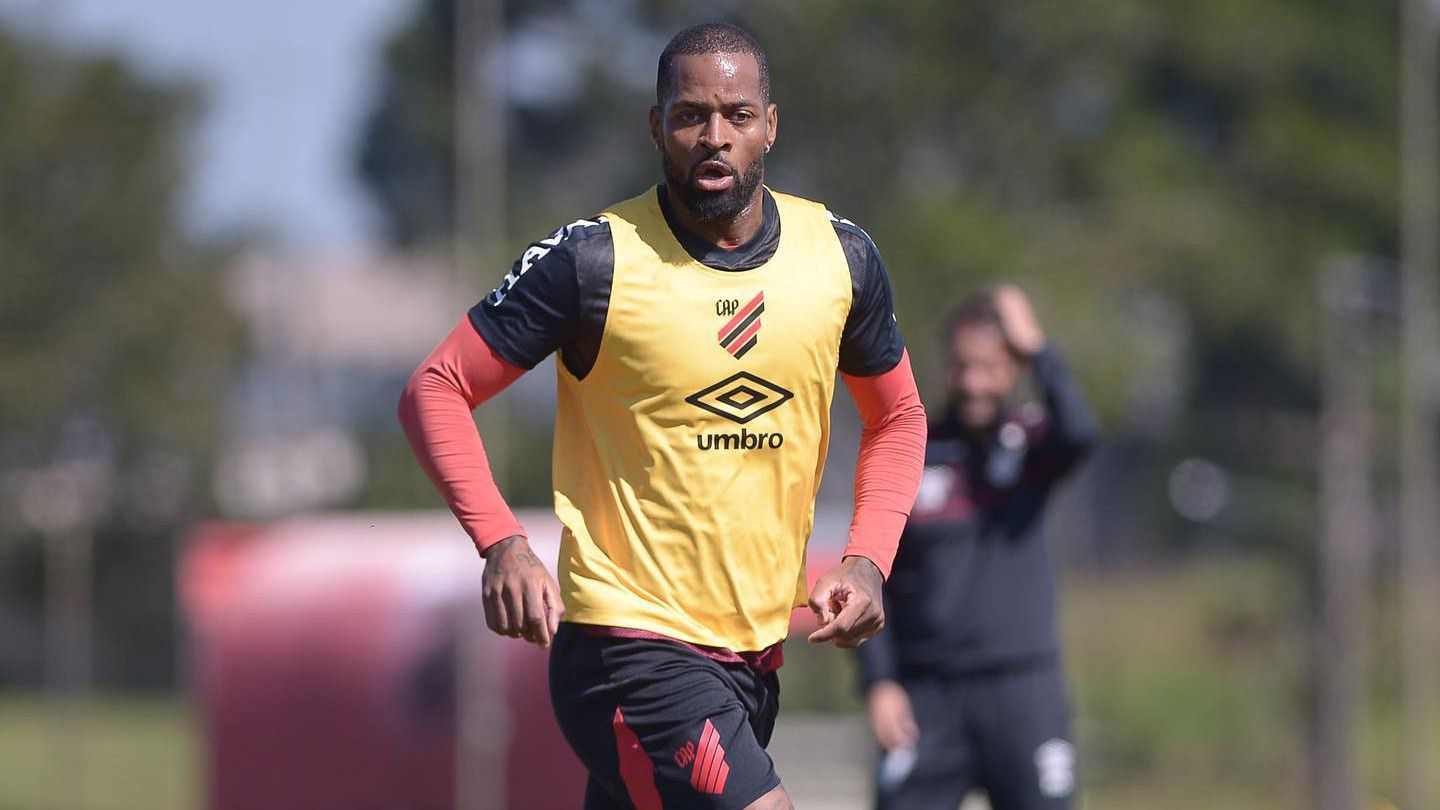 Dedé Athletico 2022