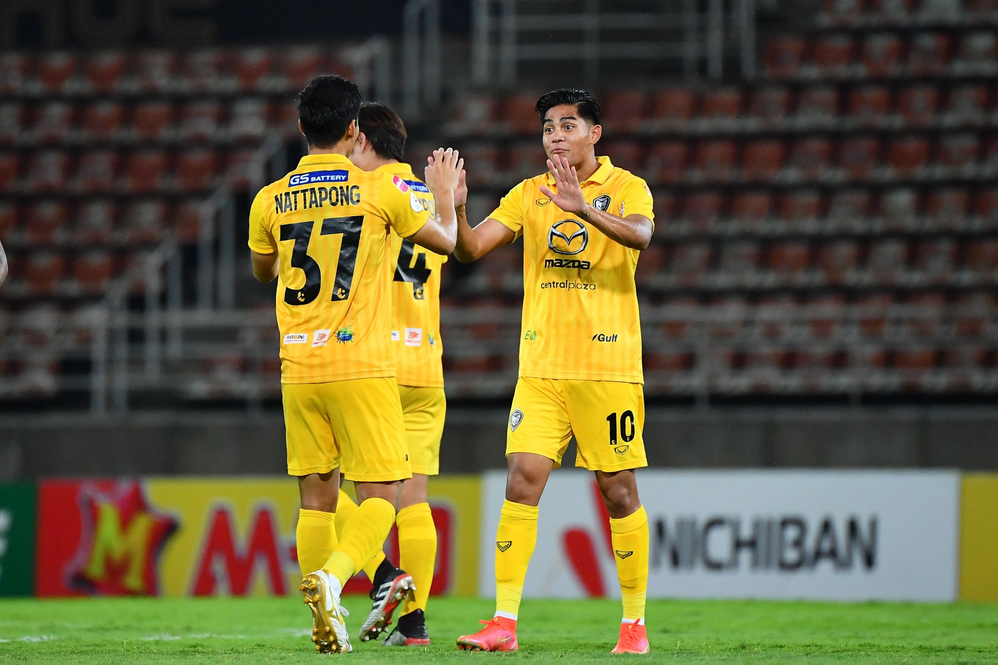 ชิตชนก ไชยเเสนสุรินธร