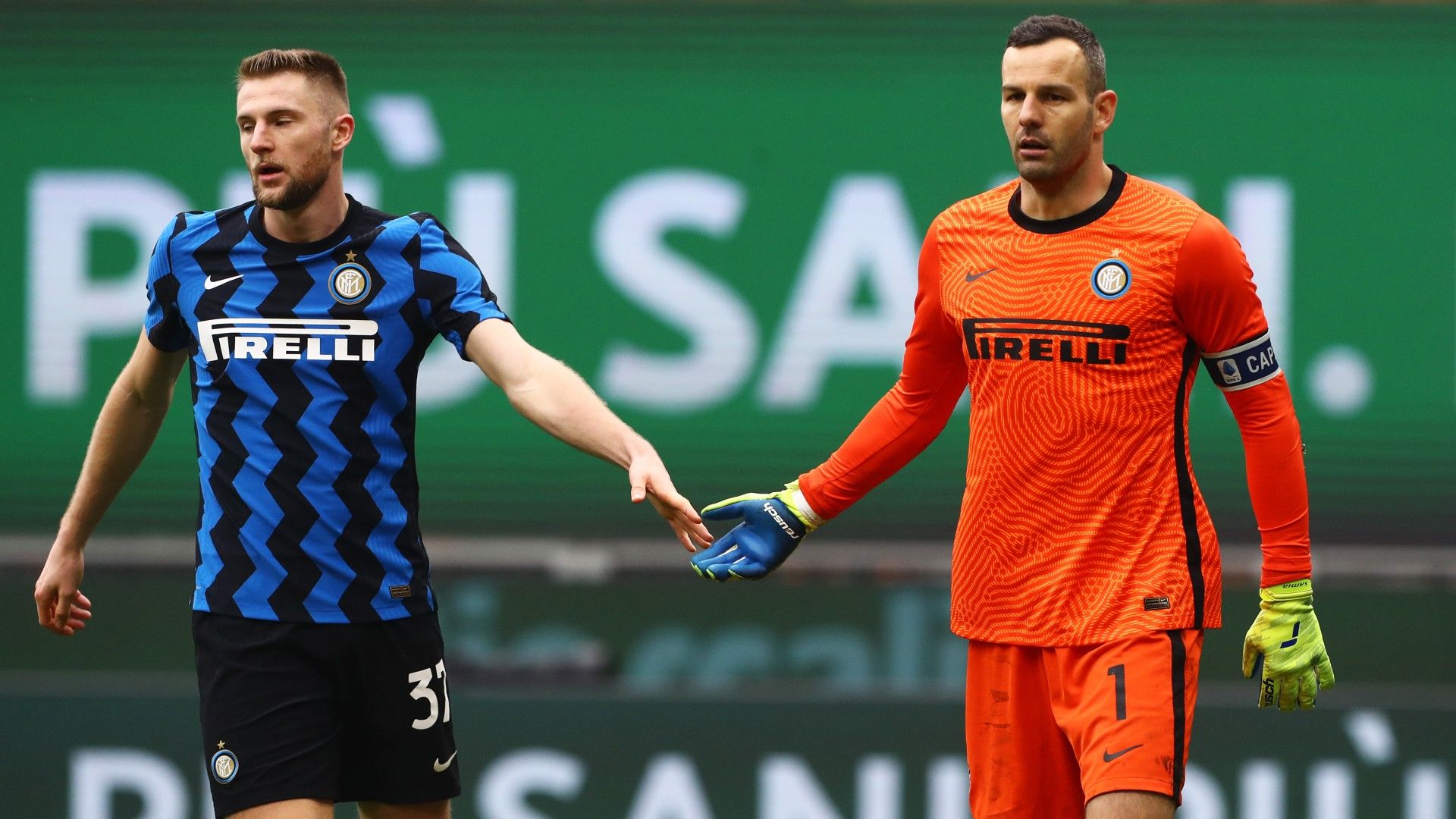 Milan Skriniar Samir Handanovic Inter