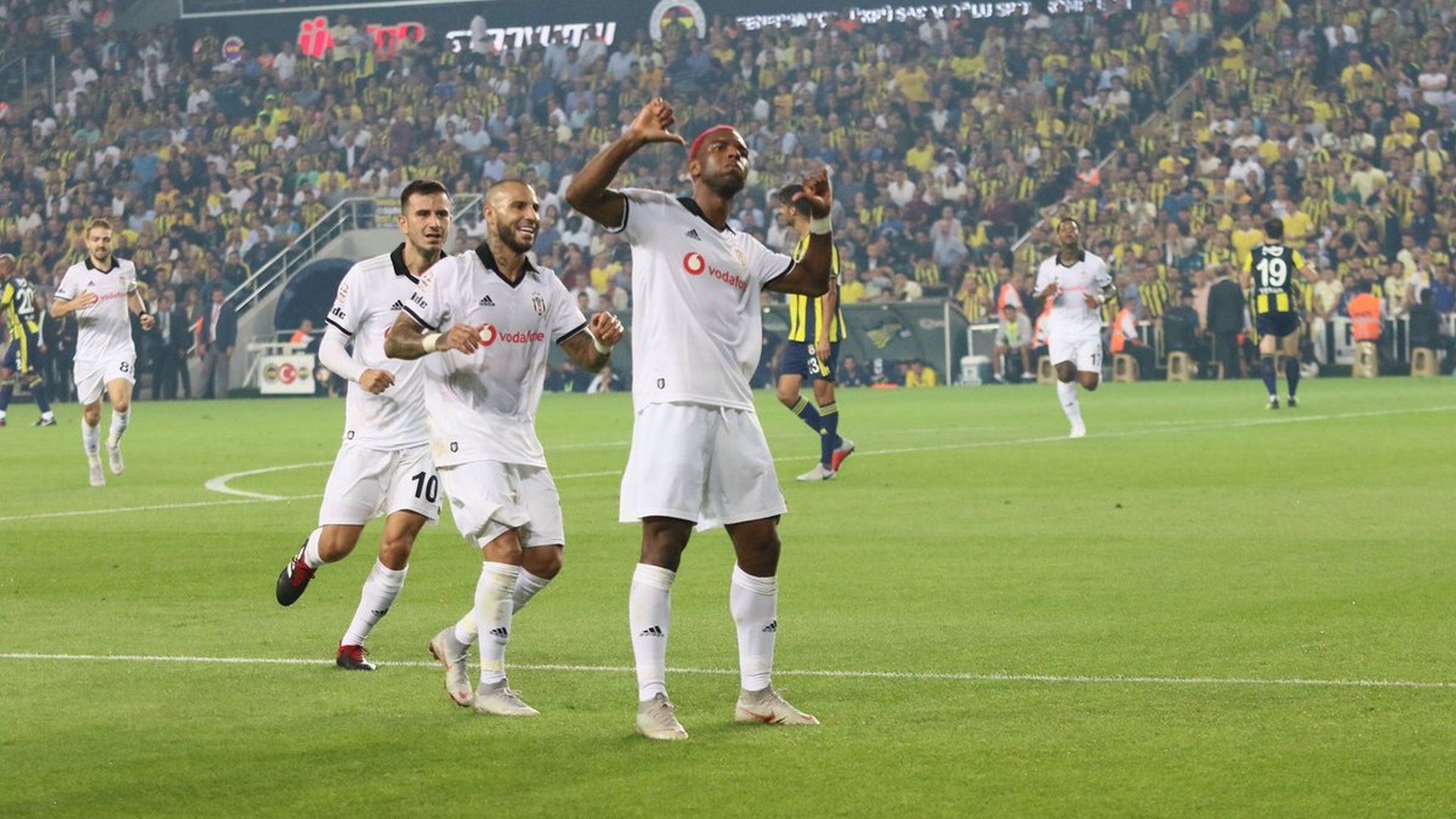 Ryan Babel Besiktas 9242018